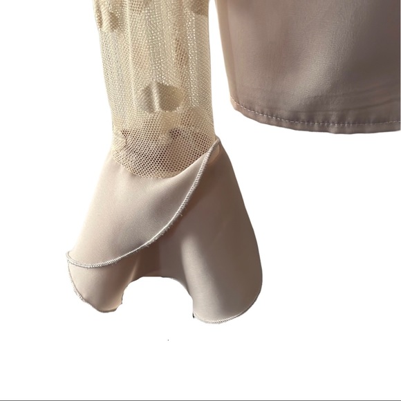 Heart detail lace top - Picture 4 of 5